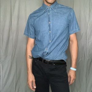 short sleeve button up